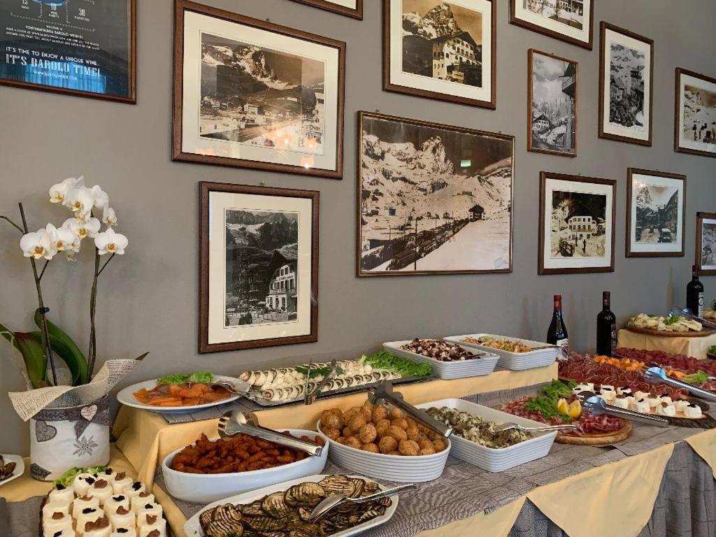 Hotel Astoria dinner