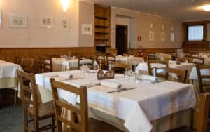 Hotel Lion Noir restaurant