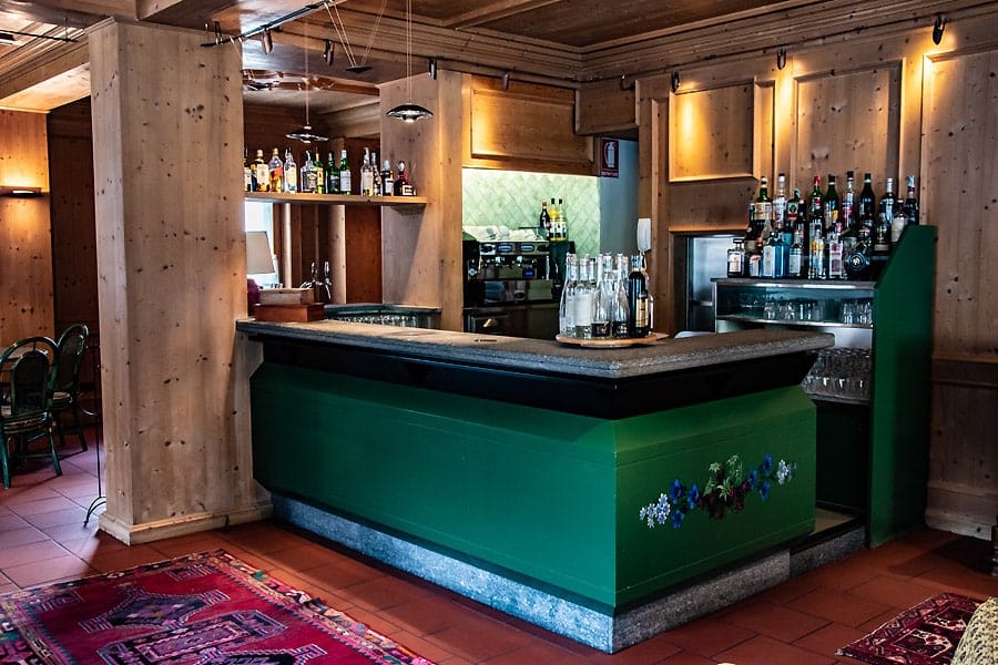 bar dufour